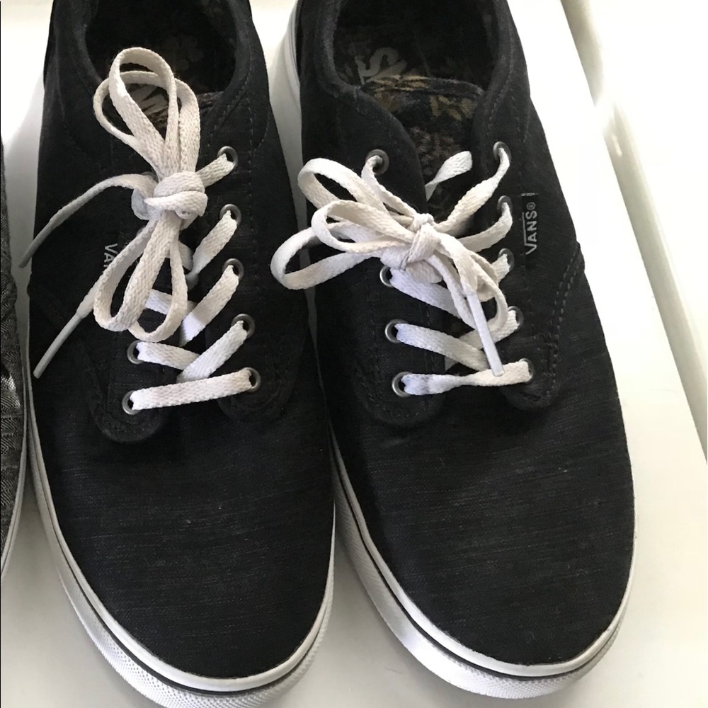 Black Vans Sz. 8.5